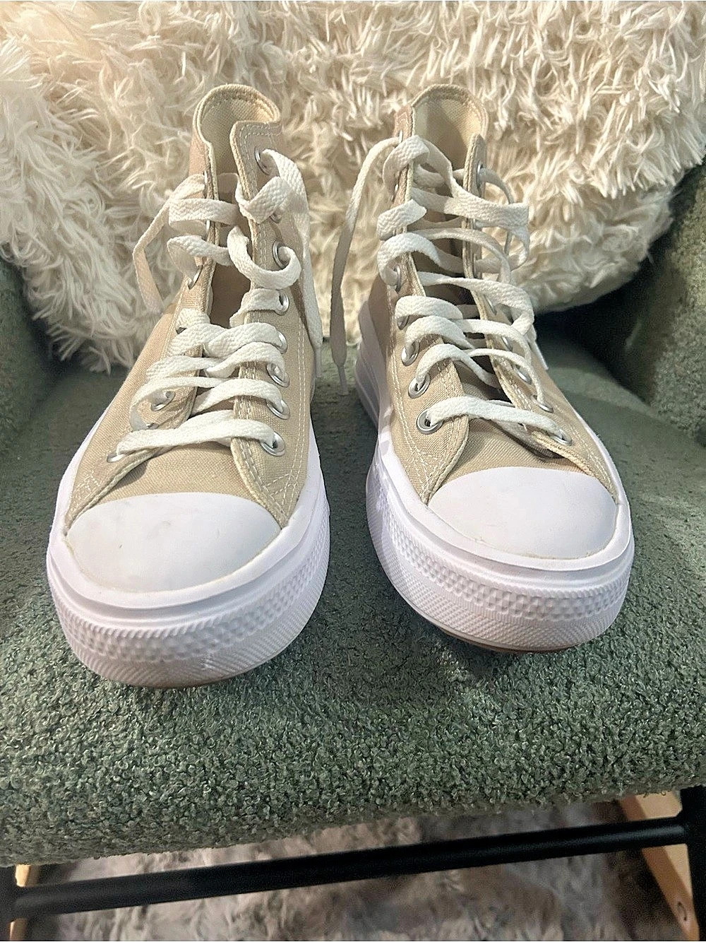 Converse Chuck Taylor All Star Move High Top Sneakers Beige & White US 6